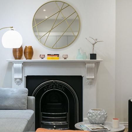 Urban Chic - Acre Apartment London Bagian luar foto